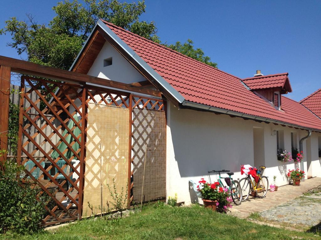 Apartmany Jílovice Стая снимка